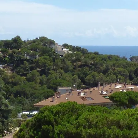 Villa Sleeps 10 Pool Wifi Lloret de Mar