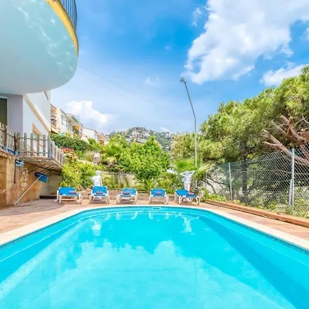 Sleeps 10 Pool Wifi * Lloret de Mar